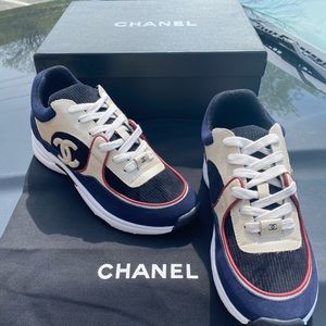 Chanel Fashion Sneaker
